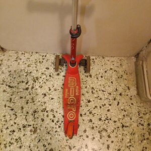 Micro Kids Scooter Mini Deluxe 3-Wheel for 2-5 Years Red MMD007