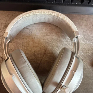 Razer Kraken Over Ear Gaming Headset με σύνδεση 3.5mm Mercury White