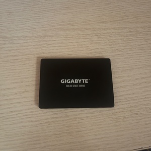 Gigabyte SSD 240GB τύπου 2.5'' με σύνδεση SATA III GP-GSTFS31240GNTD