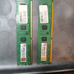 Transcend 4 GB DDR3 RAM με Ταχύτητα 1333 για Desktop (JM1333KLN-2G)