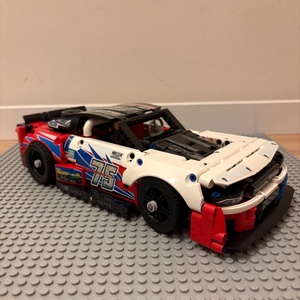 LEGO Technic Nascar Next Gen Checrolet Camaro Zl1 για 9+ Ετών 42153