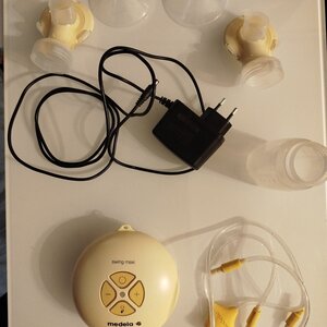 Medela Swing Maxi Ηλεκτρικό Διπλό Θήλαστρο Ρεύματος Κίτρινο 150ml 040.0004