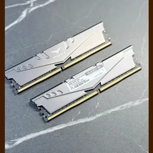 TeamGroup T-Force Vulcan Z DDR4 με Module 1x32GB και Ταχύτητα 3200 για Desktop TLZGD432G3200HC16F01