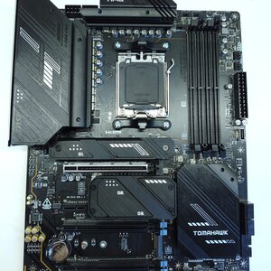 MSI MAG X670E Tomahawk WIFI Motherboard ATX με AMD AM5 Socket 7E12-001R