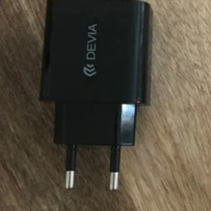 Devia Φορτιστής Χωρίς Καλώδιο με Θύρα USB-A 12W Μαύρος (DVCH-300196)