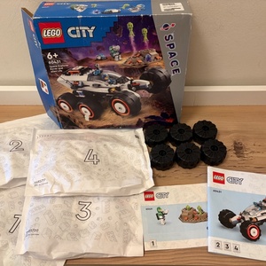 LEGO City Space Explorer Rover And Alien Life για 6+ Ετών 60431