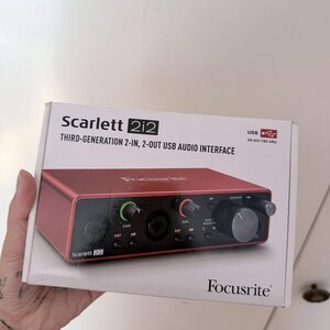 Focusrite Scarlett 2i2 3rd Gen Εξωτερική Επαγγελματική Κάρτα Ήχου με Σύνδεση USB