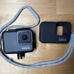 GoPro Hero7 Silver + Go Pro Sleeve