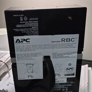 APC Replacement Cartridge 32 Μπαταρία UPS με Χωρητικότητα 7Ah και Τάση 24V 1τμχ