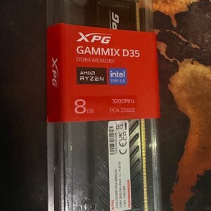 Adata XPG D35 DDR4 με Module 1x8GB και Ταχύτητα 3200 για Desktop AX4U32008G16A-SBKD35