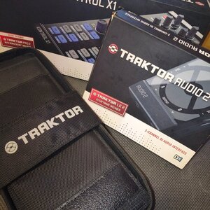 Native Instruments Traktor Kontrol X1