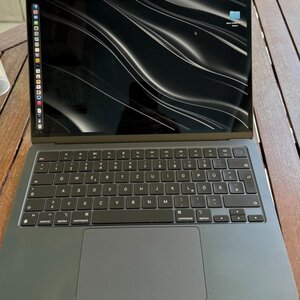 Apple MacBook Air 13.6" M2 8GB/512GB Midnight – Πληκτρολόγιο (DE)