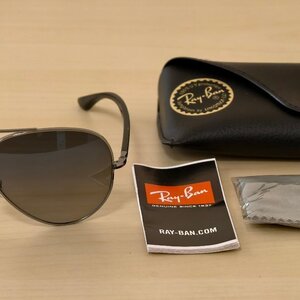 Ray Ban Unisex Γυαλιά Ηλίου με Γκρι Μεταλλικό Σκελετό και Γκρι Ντεγκραντέ Polarized Φακό RB3675 004/78