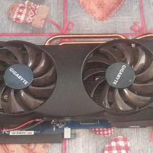 Gigabyte Radeon HD5850 1GB (GV-R585OC-1GD)