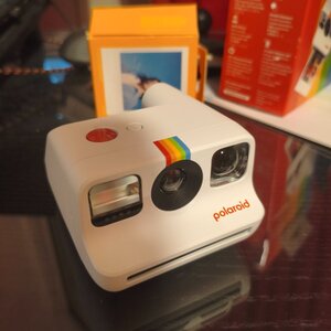Polaroid Now Gen 2 E-Box Instant Camera White