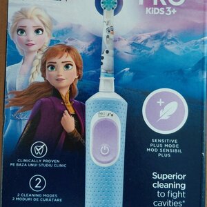 Oral-B Vitality Pro Παιδική Ηλεκτρική Οδοντόβουρτσα με Χρονόμετρο για 3+ Χρονών Frozen