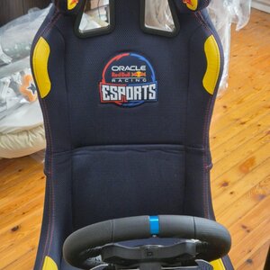 Playseat Evolution Καρέκλα Gaming Red Bull GRC