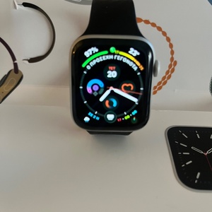 Apple Watch Series 6 Aluminium 44mm Αδιάβροχο με Παλμογράφο (Λευκό)