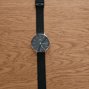 Daniel Wellington Petite Ashfield Γυναικείο Ρολόι 32mm Μπαταρίας με Μαύρο Μεταλλικό Μπρασελέ DW00100202