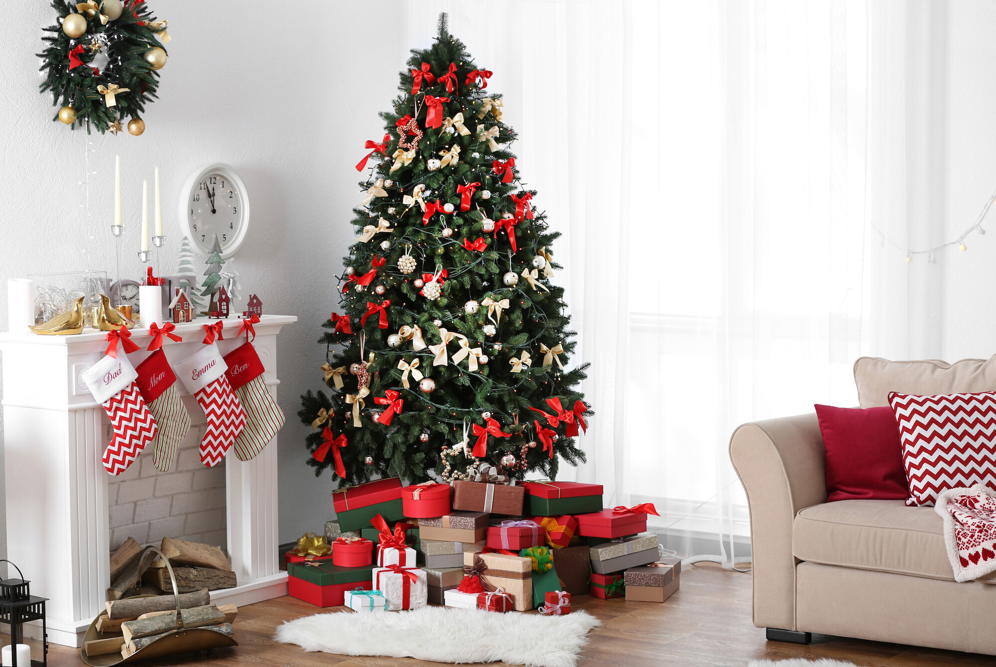 Χριστουγεννιάτικο σαλόνι με μια σκανδιναβική εσάνς