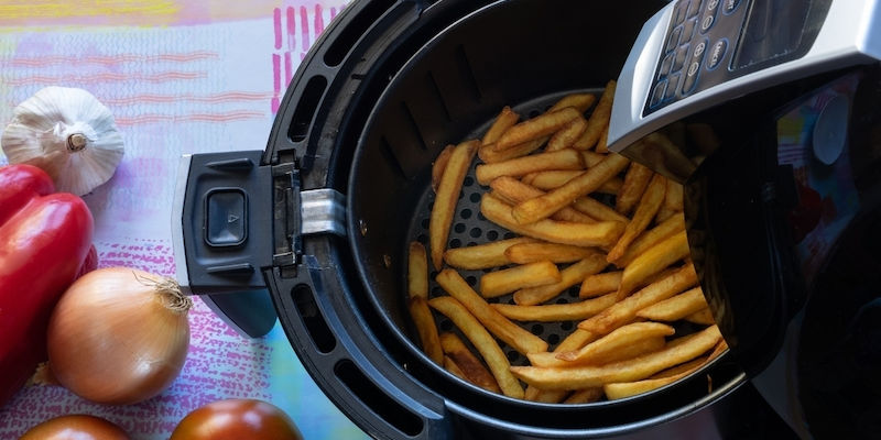 Cum să obții cele mai crocante cartofi prăjiți în aerocuptor?
