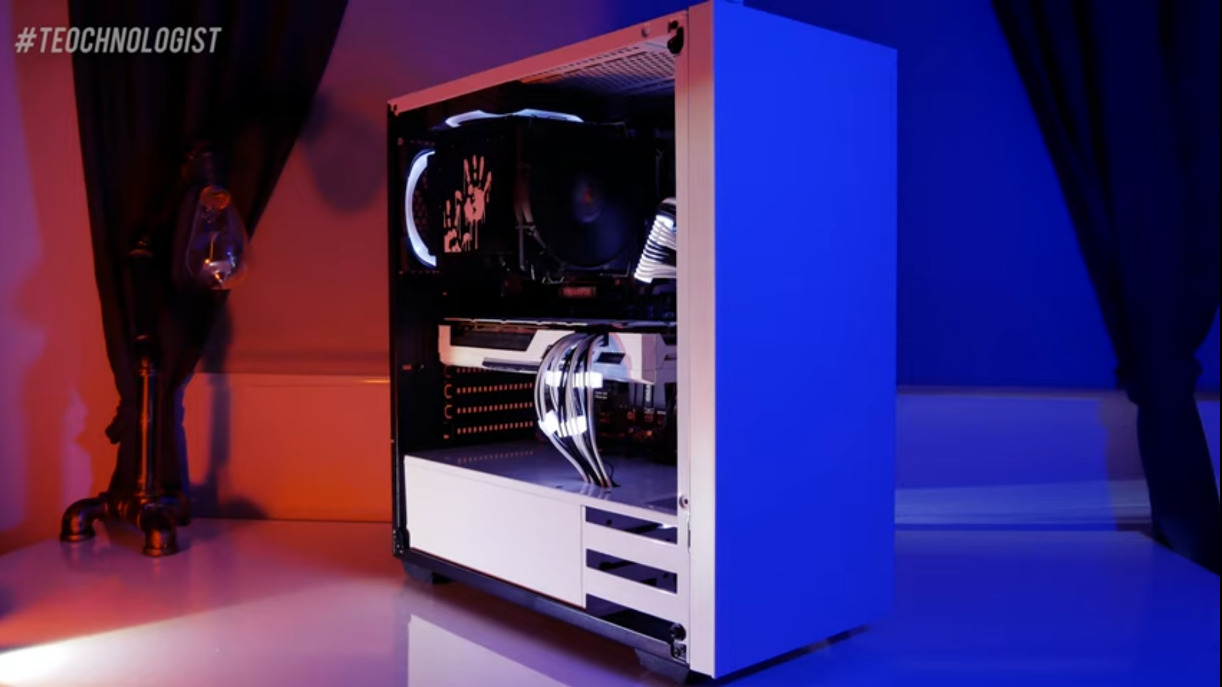 Kolink Stronghold Gaming Midi Tower Κουτί Υπολογιστή με Πλαϊνό Παράθυρο Λευκό