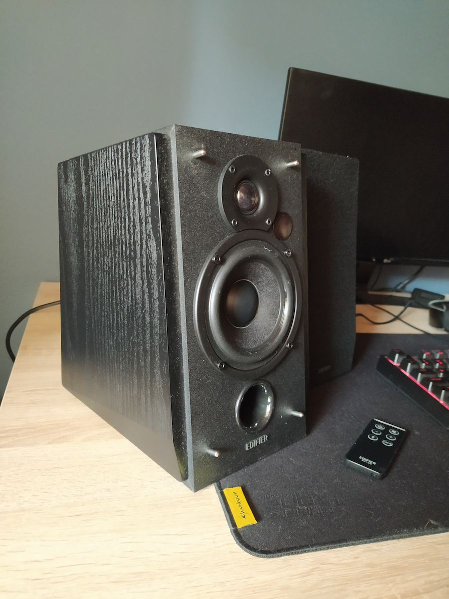 Edifier R1700BT Active Speaker 2 No of Drivers 66W White (Pair)