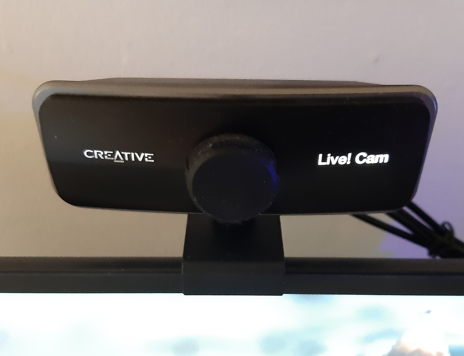 Creative Live! Cam Sync 1080p Web-Kamera Schwarz 73VF086000000