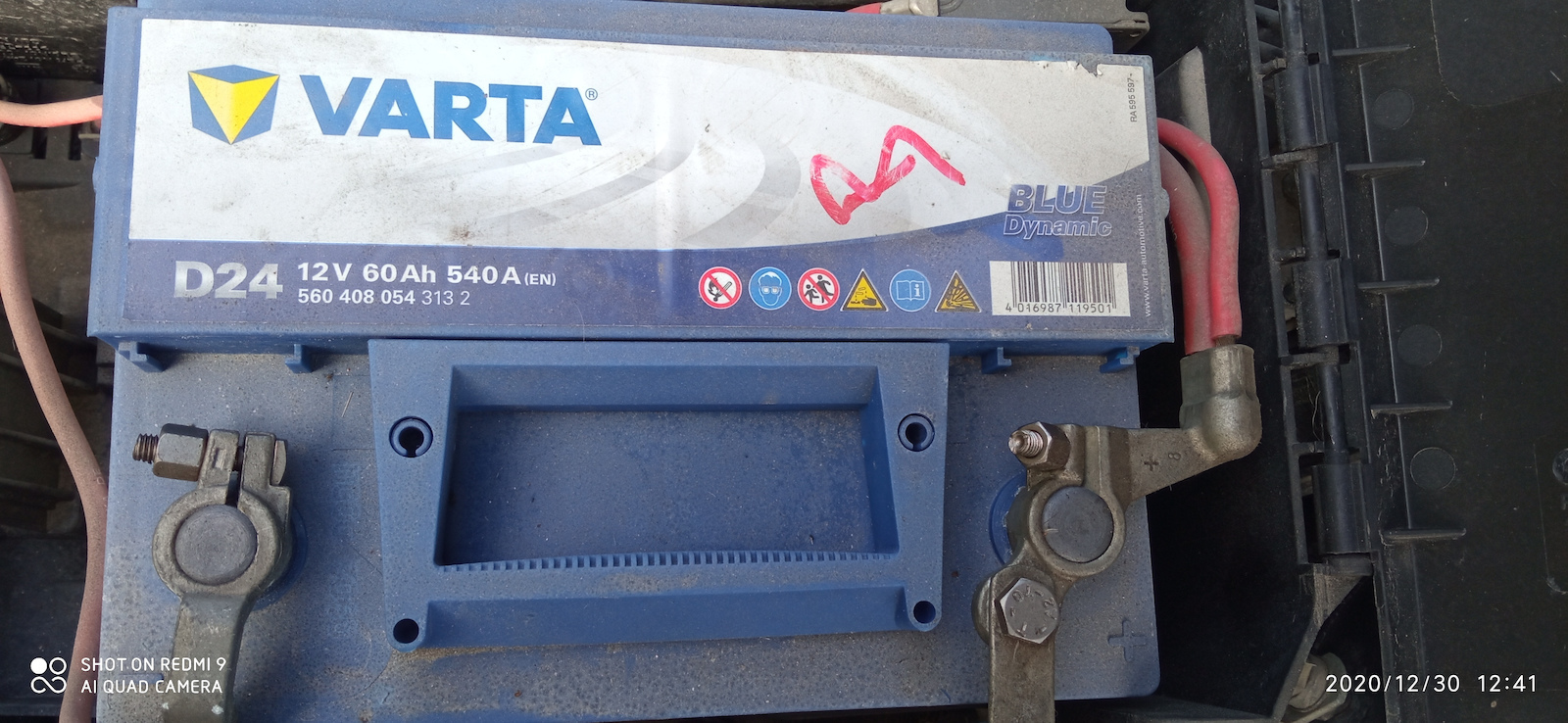 Car Battery 60AH D24 Varta blue dynamic 540A Of Cue