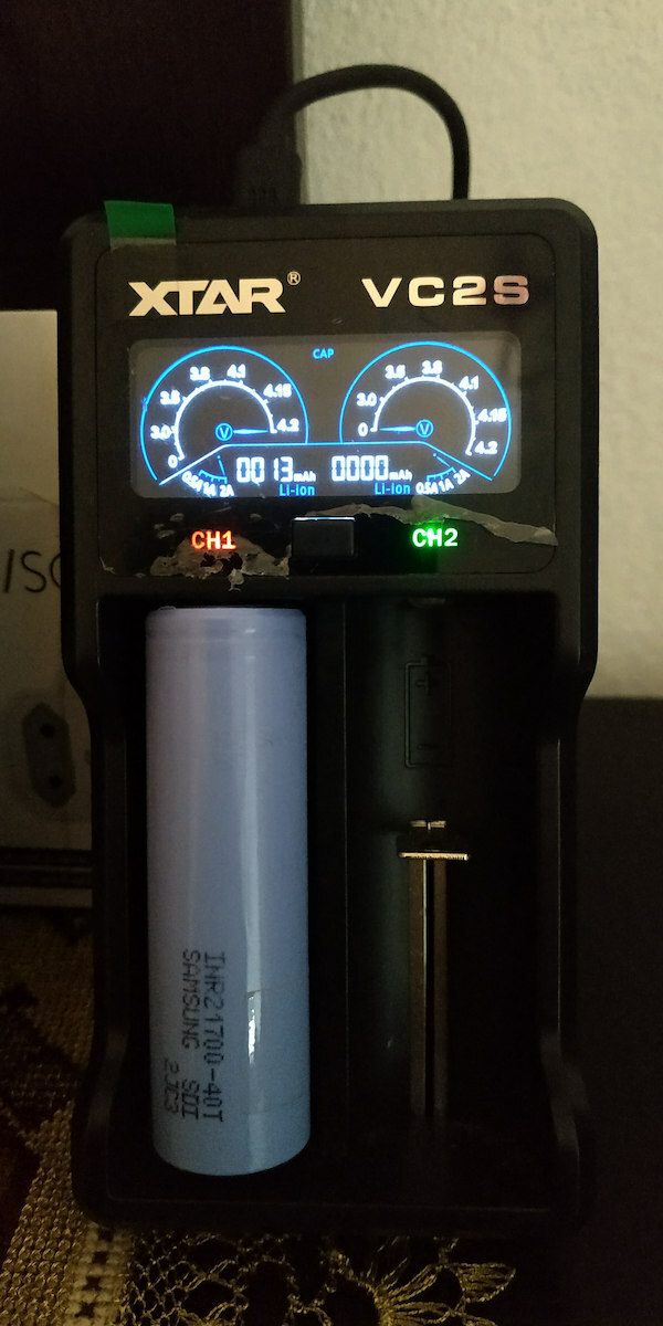 XTAR VC2S Φορτιστής 2 Μπαταριών Li-ion/Ni-Cd/Ni-MH Μεγέθους AA/AAA/18650