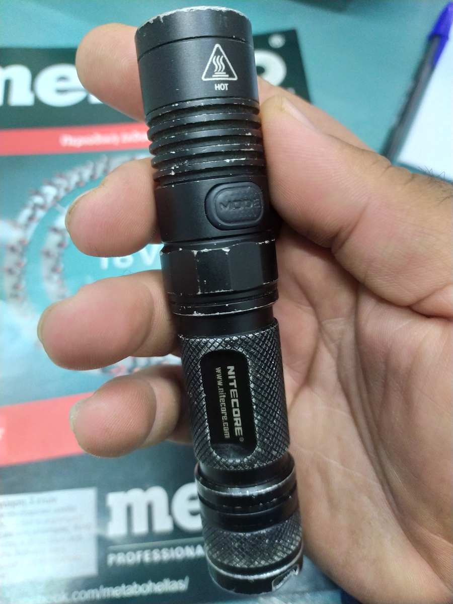 NiteCore Φακός LED IPX8 με Μέγιστη Φωτεινότητα 960lm EC20