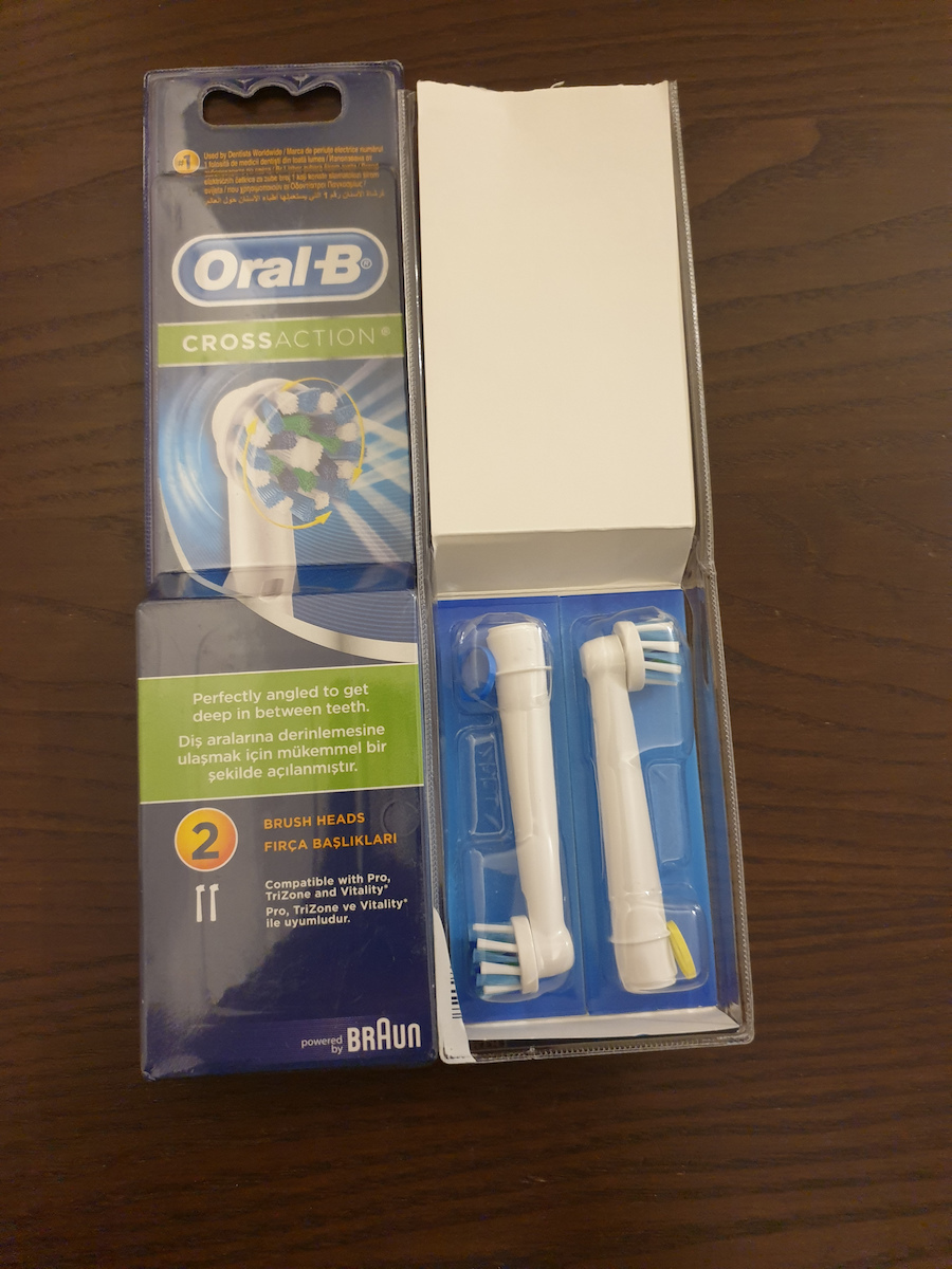 Oral-B CrossAction Ανταλλακτικά για Black 4τμχ
