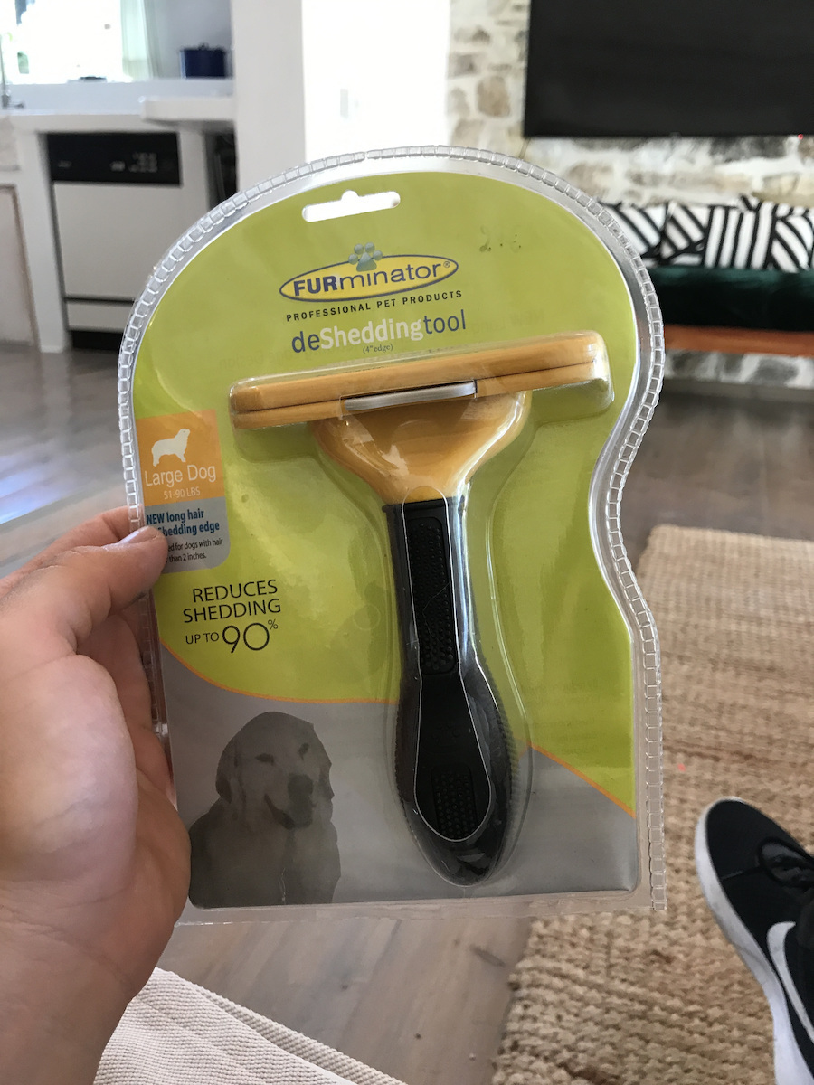 FURminator Tool Comb Medium for Long-Haired Dogs with Razor for Hair Removal