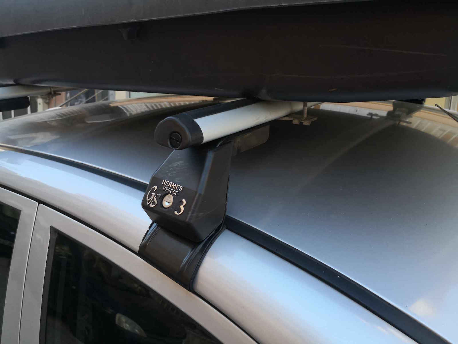 Hermes Aluminum Car Roof Bars for Kia Picanto 5D 2004-2010 Set with Roof Rack Legs Silver