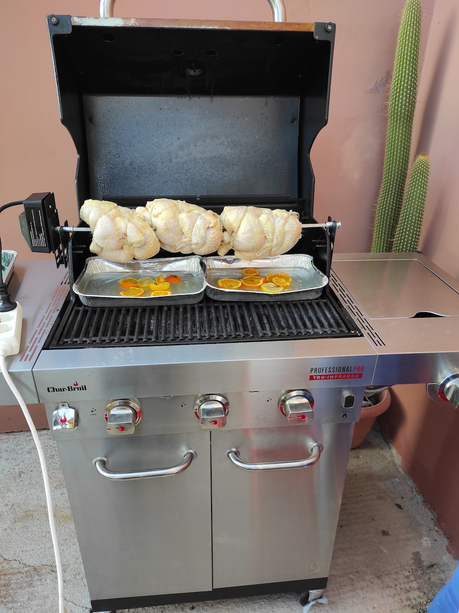 Char-Broil Professional PRO S 2 Gas Grill with 2 pcs 6.15kW and Side Burner