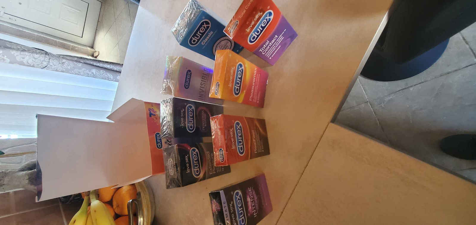 Durex Prezervative Magic Box 72 Bucăți 56mm