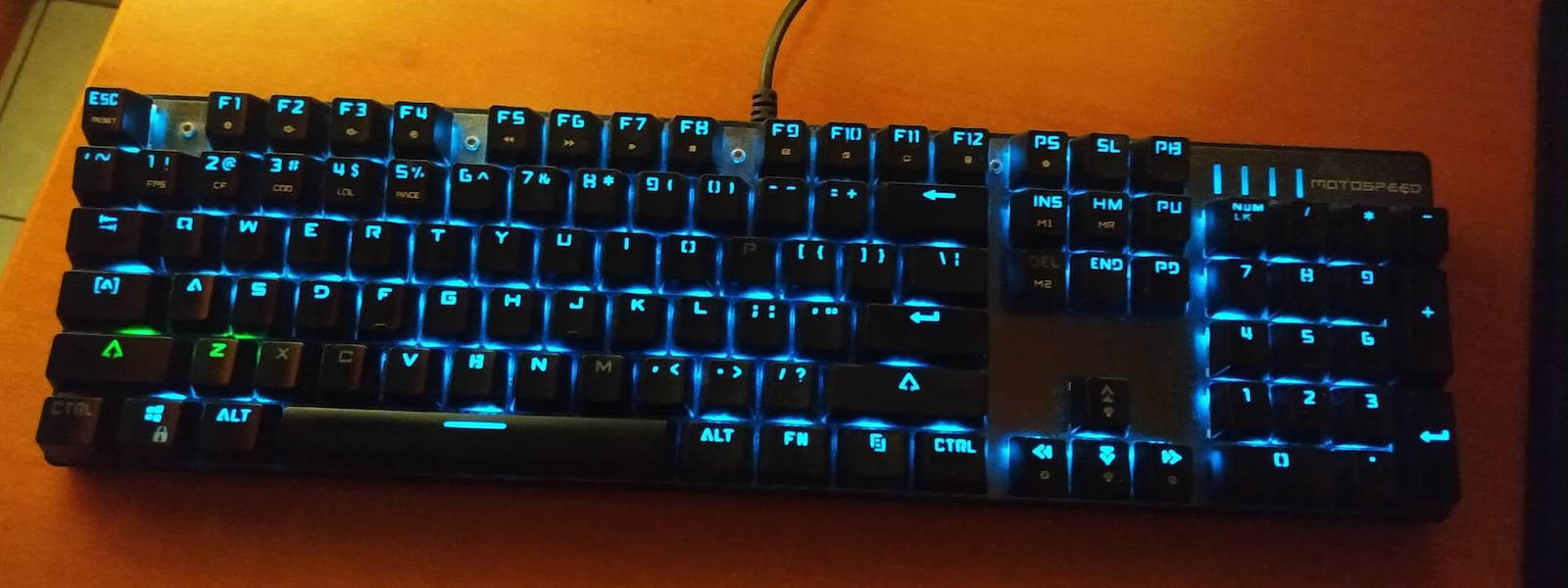 Motospeed Inflictor CK104 Gaming Μηχανικό Πληκτρολόγιο με Outemu Blue διακόπτες και RGB φωτισμό (Ελληνικό) Κόκκινο