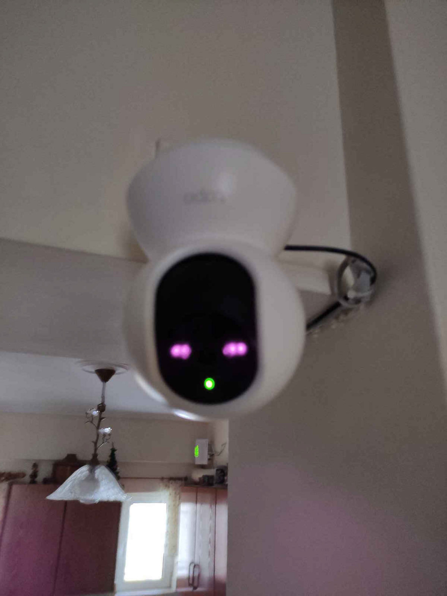 TP-LINK Tapo C200 v3.20 IP Surveillance Camera Wi-Fi Full HD 1080p with Two-Way Communication and Lens 4mm