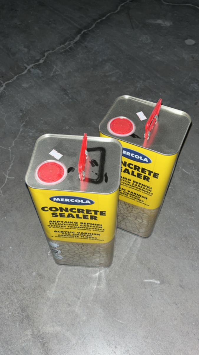 Mercola Concrete Sealer Βερνίκι Επιφάνειας Διαλύτου Άχρωμο Σατινέ 5lt