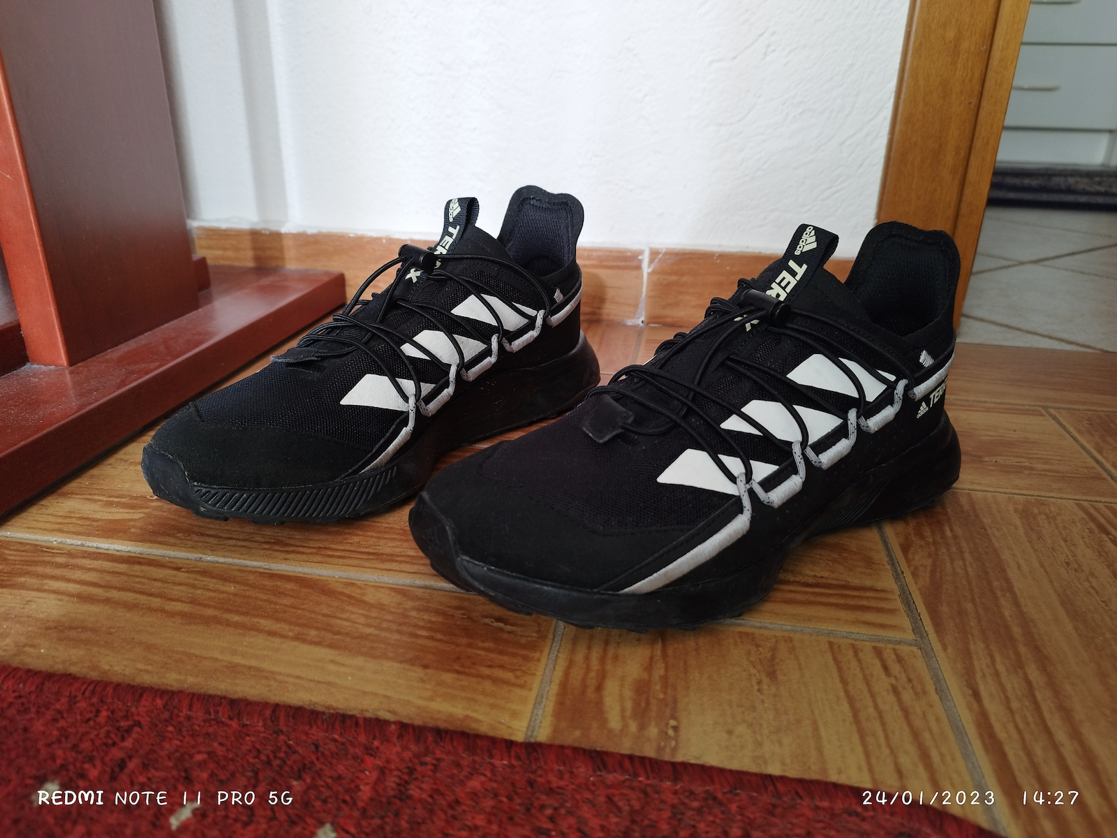 Terrex Voyager 21 Travel Sport Shoes Trail Running Core Black / Chalk White / Grey Two