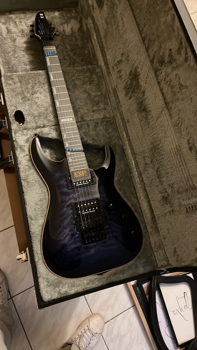 ESP E-II Horizon FR Elektrische Gitarre Stratocaster mit HH Tonabnehmerkonfiguration Blue mit Tasche