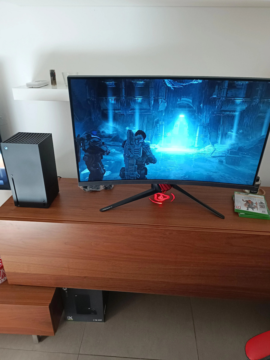 Asus XG32VQR VA HDR Curved Gaming Monitor 31.5" QHD 2560x1440 144Hz με Χρόνο Απόκρισης 4ms GTG