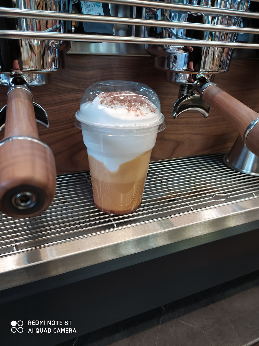Dalla Corte XT Dynamische Dunkelheit Gewerbliche Espressomaschine mit 3 Gruppe B94xT51xH52.5cm