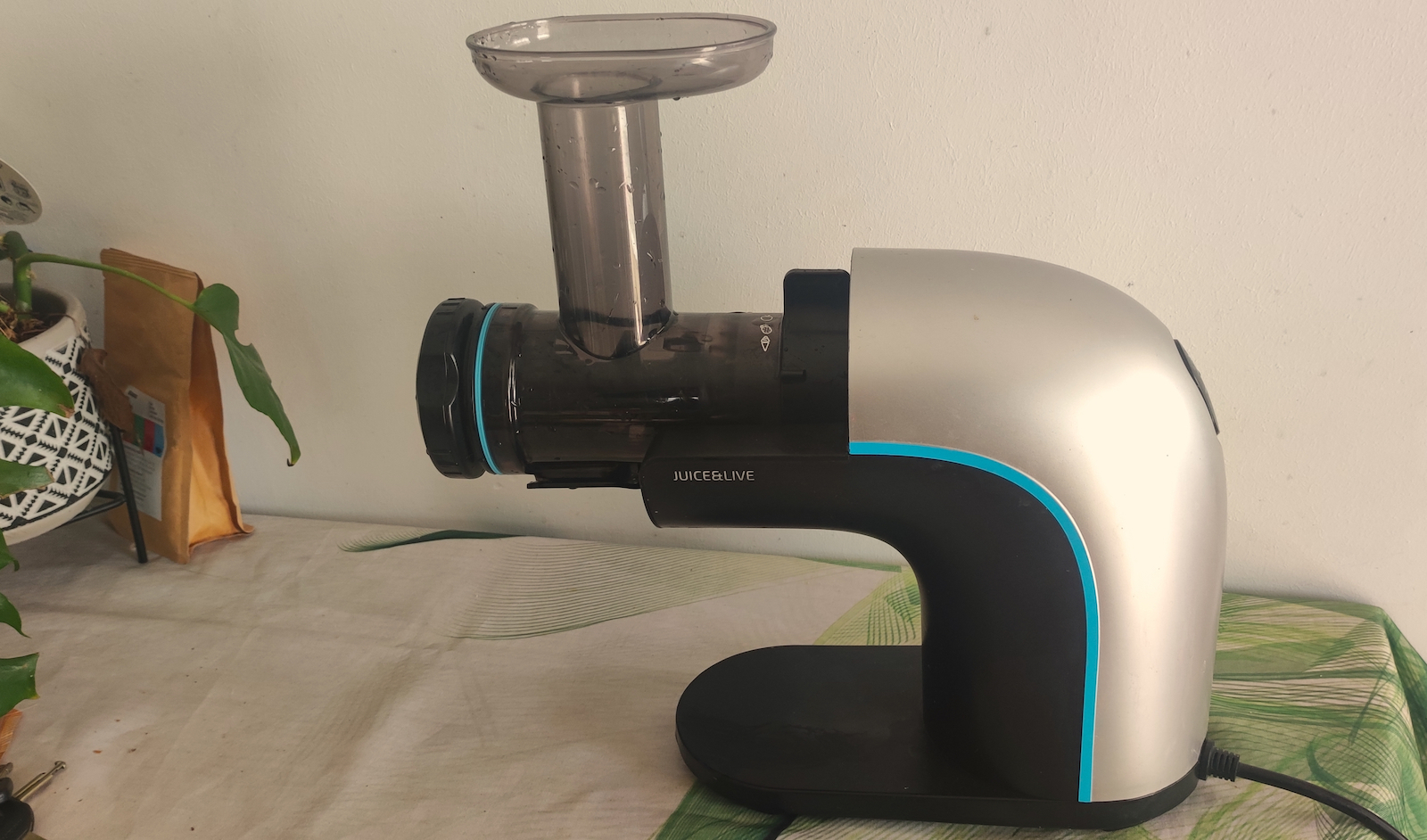Cecotec Juice & Live 2000 Easyclean Slow Press Juicer 150W Black