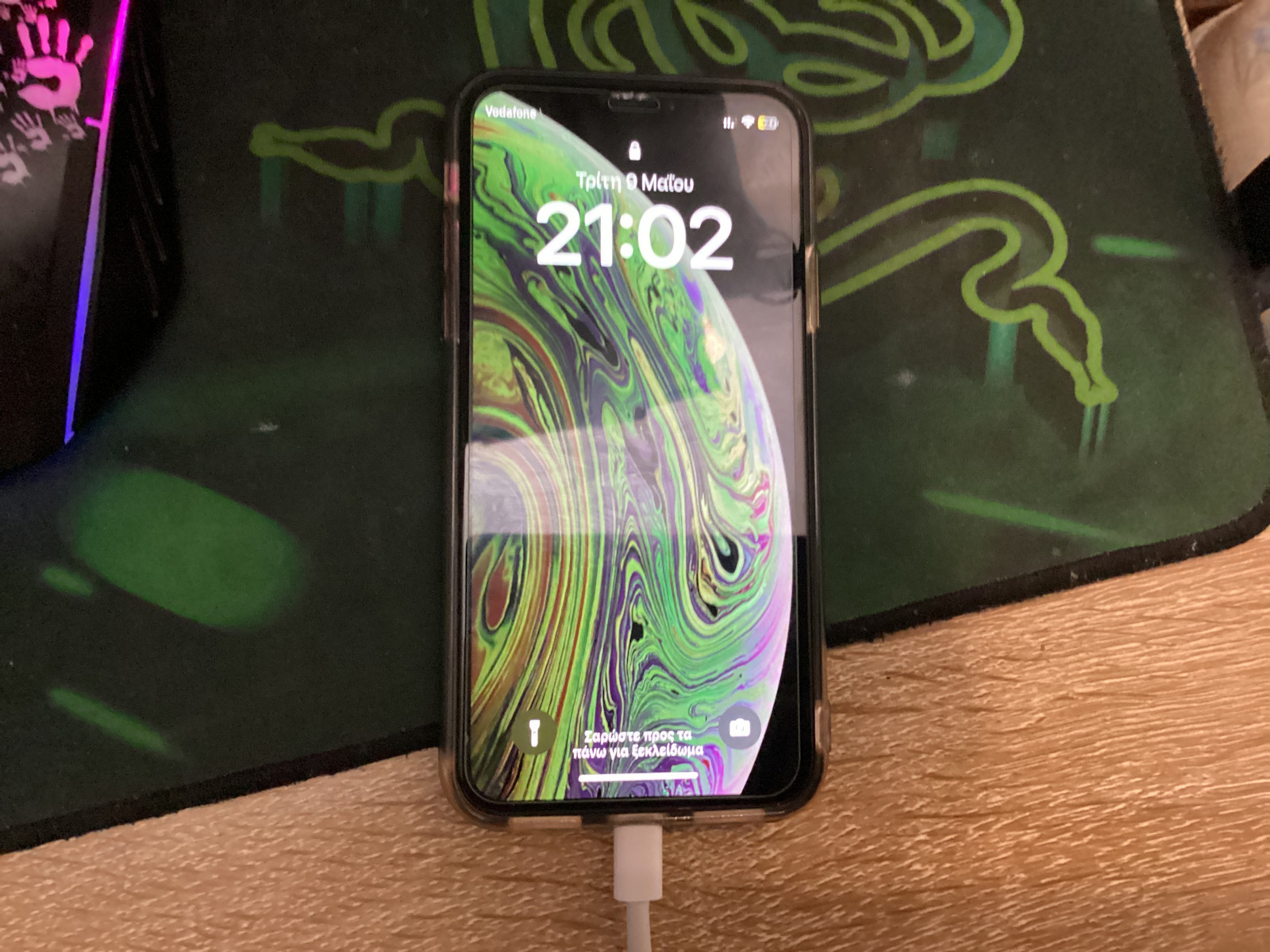 Apple iPhone Xs (4GB/256GB) Silber