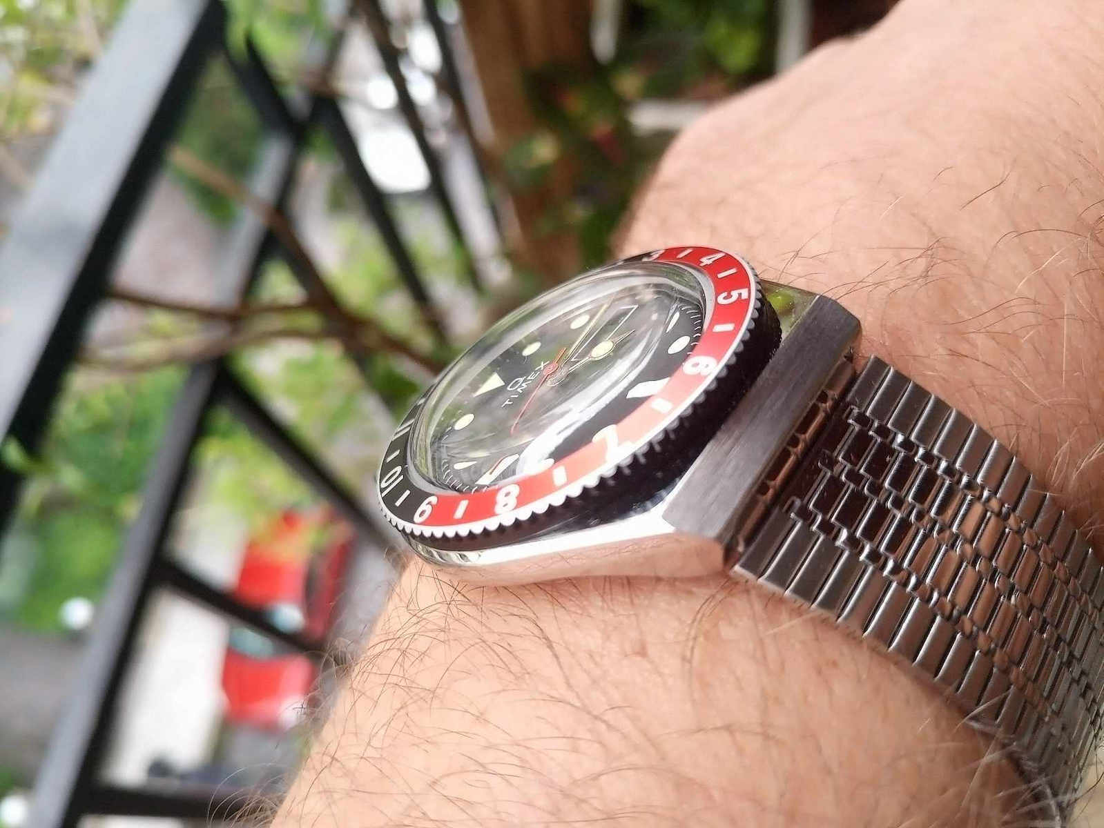 Timex Reissue Ανδρικό Ρολόι 38mm Μπαταρίας με Ασημί Μεταλλικό Μπρασελέ