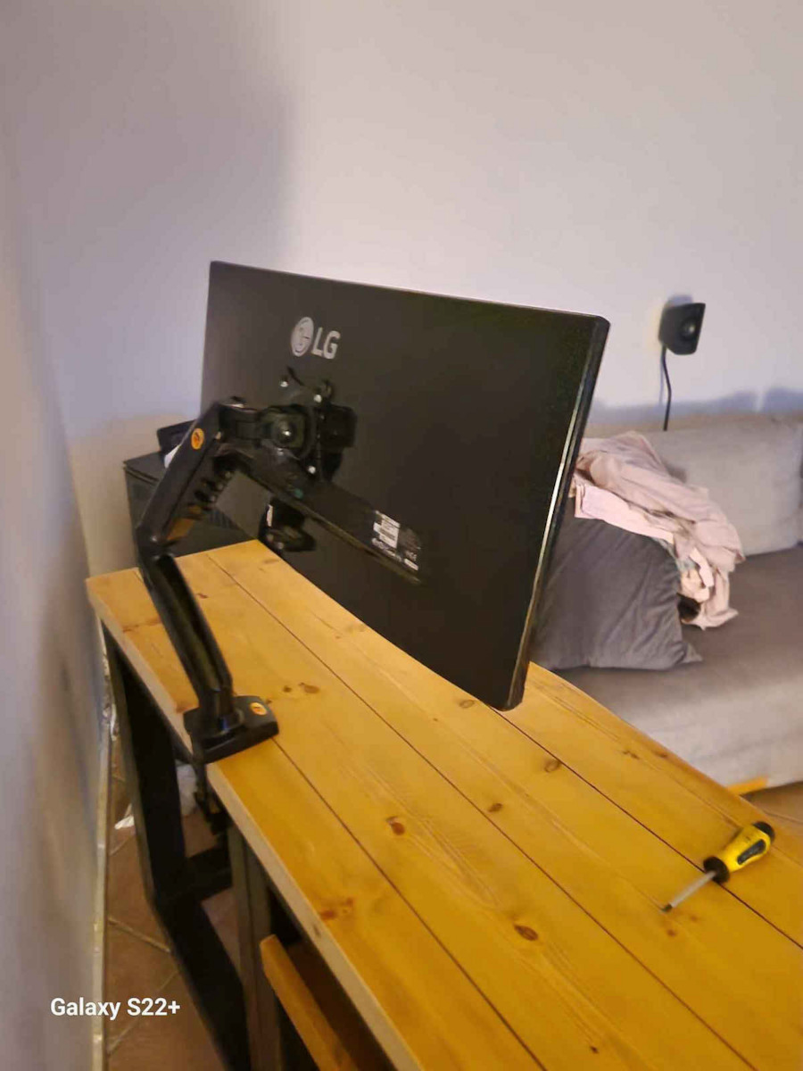 North Bayou NB North Bayou F80 Stand Desk Mounted Monitor up to 30" with Arm