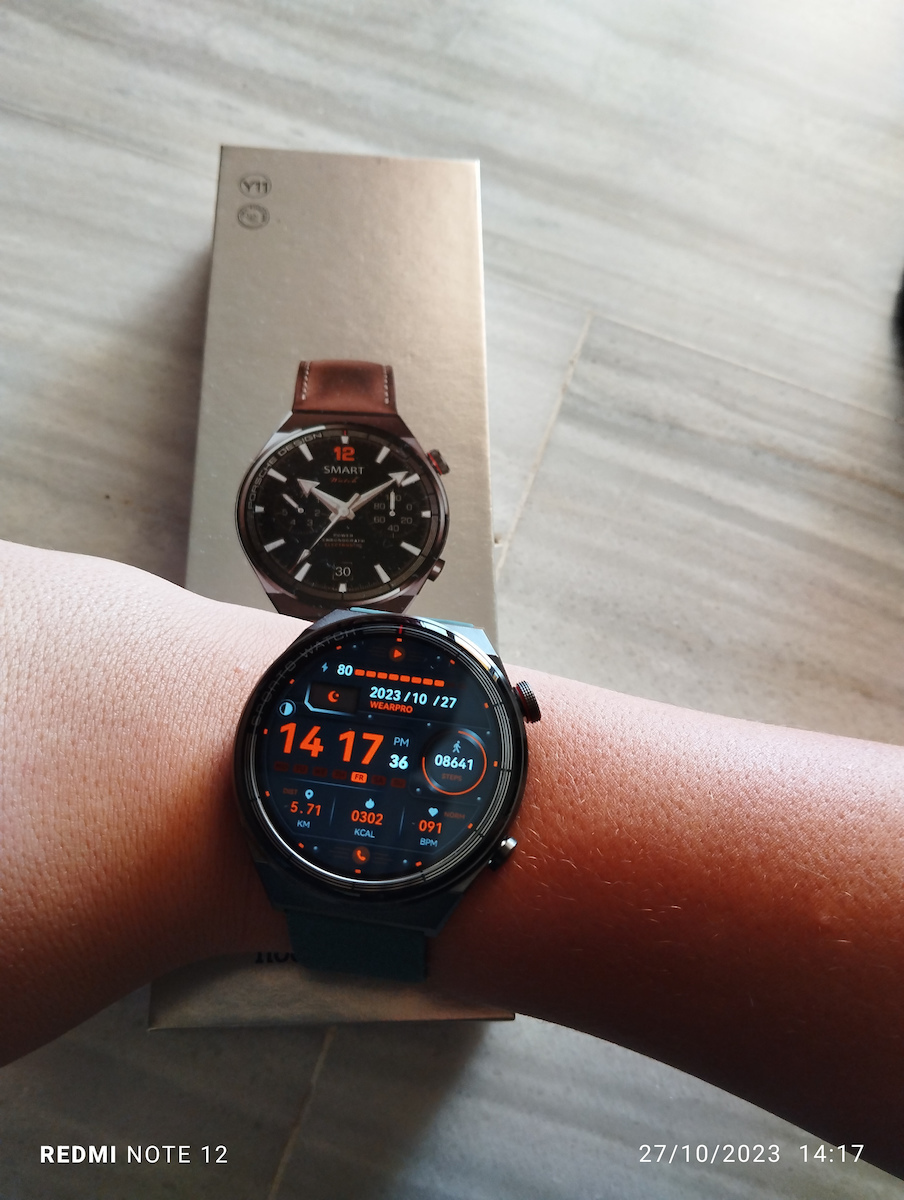 Hoco Y11 Smartwatch (Negru)