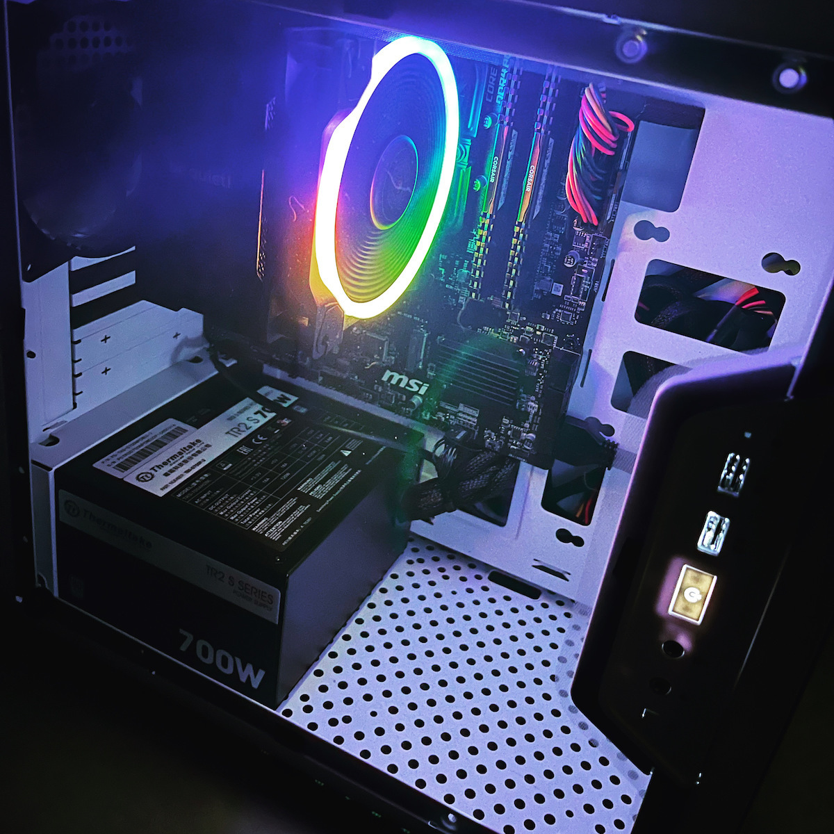 CoolerMaster MasterBox Q300L Gaming Mini Tower Κουτί Υπολογιστή με Πλαϊνό Παράθυρο Retro