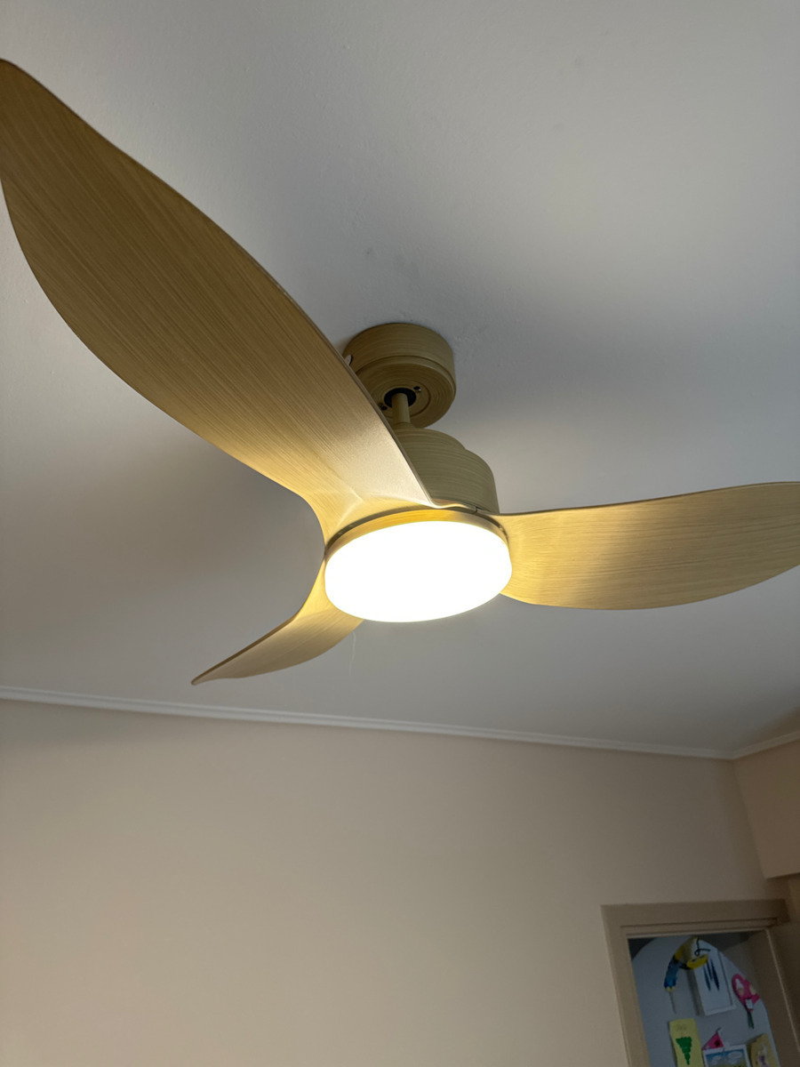 Telemax 46-YJ356 Ceiling Fan 117cm With Oak Light Fixture
